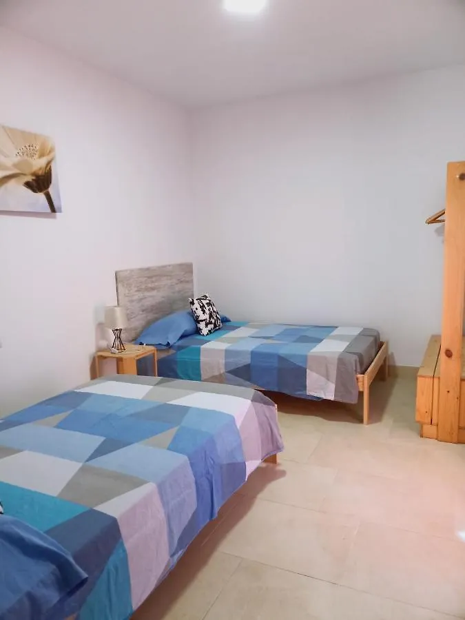 Holiday home Chalet Amplio Con Jardin Y Zona Barbacoa. Reus Spain