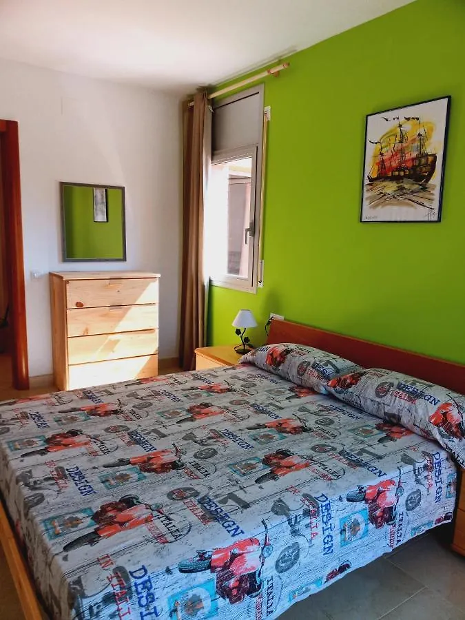 Chalet Amplio Con Jardin Y Zona Barbacoa. Reus 0*,