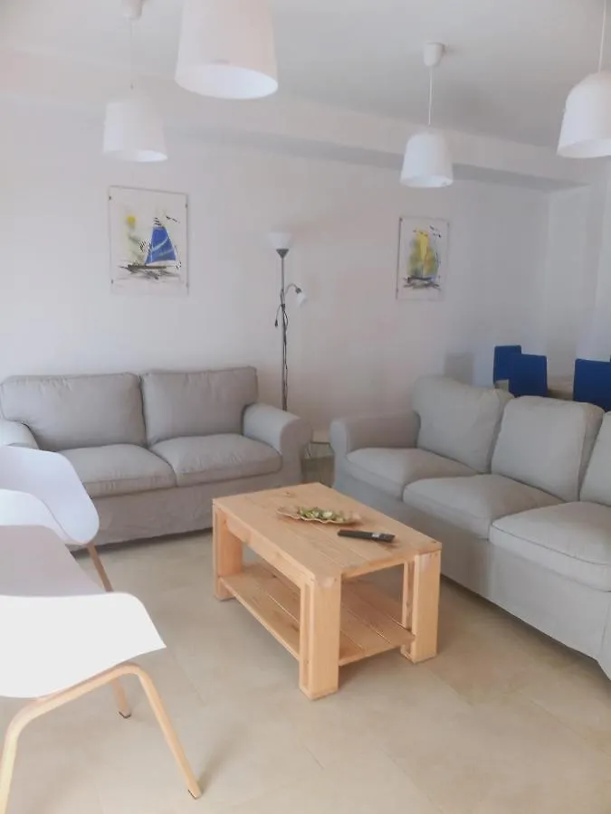 Chalet Amplio Con Jardin Y Zona Barbacoa. Reus 0*,  Spain