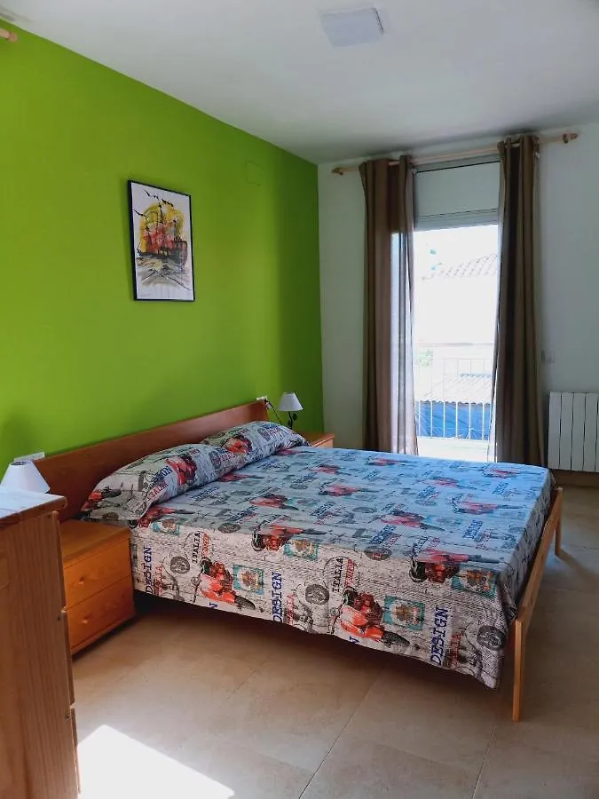 Holiday home Chalet Amplio Con Jardin Y Zona Barbacoa. Reus