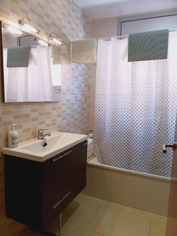 Holiday home Chalet Amplio Con Jardin Y Zona Barbacoa. Reus