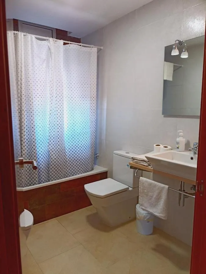 Chalet Amplio Con Jardin Y Zona Barbacoa. Reus Holiday home